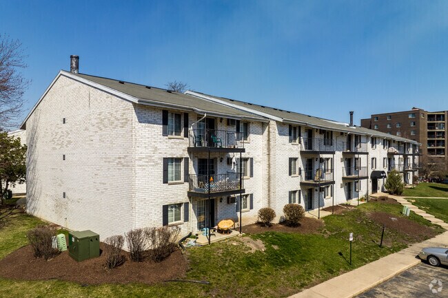 A White Brick Apartment Building off Fodem Avenue in the Sherman Terrace Neighborhood.