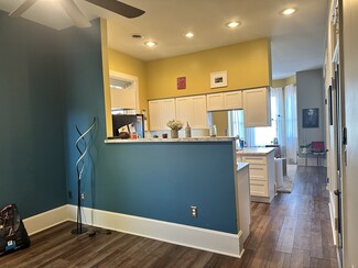 1633 Main St Unit . 4, Dubuque, IA 52001