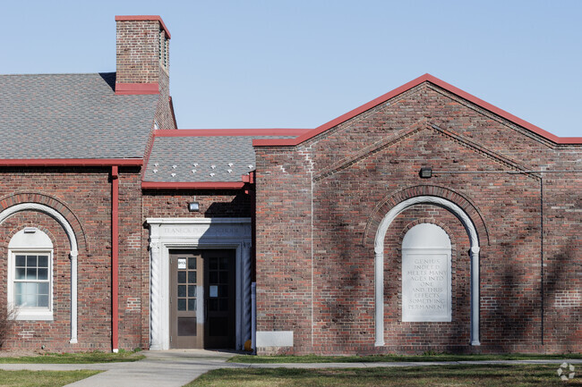 Hawthorne Elementary School is a public school in Teaneck, NJ.