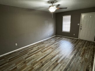 501 Steven St Unit D, Troy, TX 76579