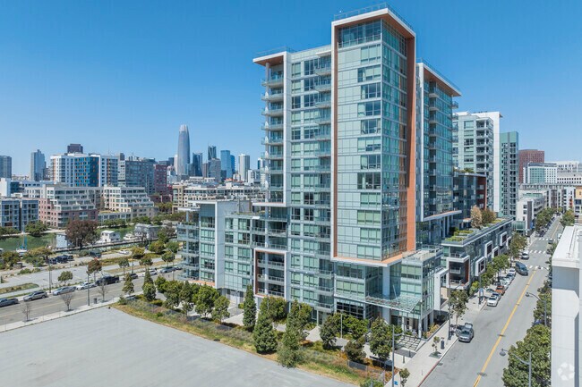 Arden Condos has a sleek design with a beautiful view of the city from Mission Bay.