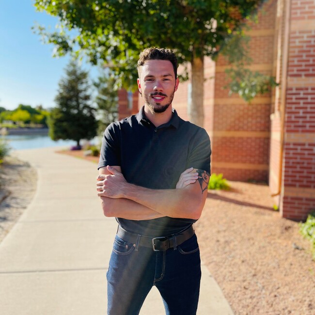 Agent Photo