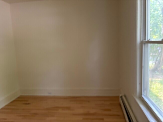 384 Saint Paul St unit 1, Burlington, VT 05401 - photo 6