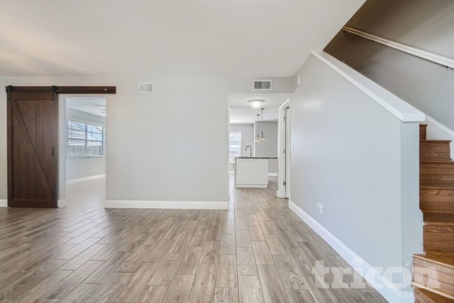 2860 Denmarsh Ct, Palm Harbor, FL 34684 - photo 3