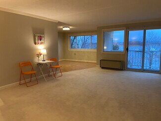 200 Cove Way Unit 301, Quincy, MA 02169