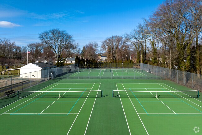 Dave Dahrough Park Tennis Courts