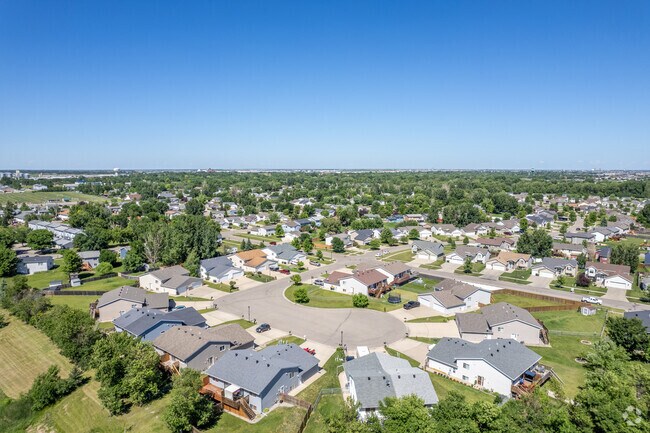 Elmwood Court offers a vibrant lifestyle with beautifully designed homes for modern living.