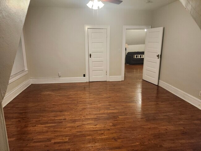 4387 Westminster Place unit 4387B, Saint Louis, MO 63108 - photo 5