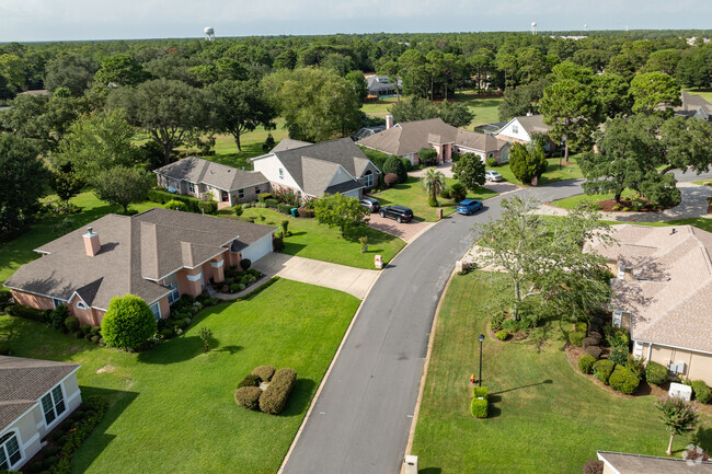 Lake Lorraine Estates is primarily made up of single family homes.