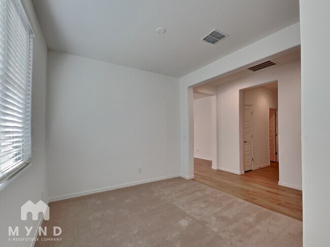 9967 W Whitton Ave, Avondale, AZ 85392 - photo 7