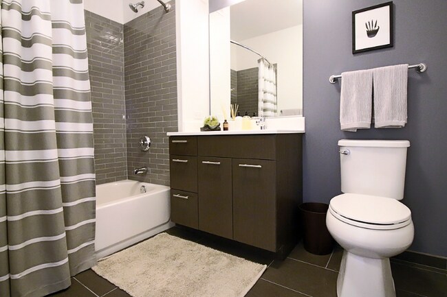 658 N Wells St, Chicago, IL 60654 - photo 6