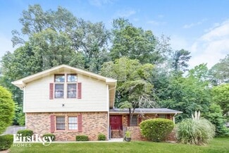 4278 Autumn Hill Dr, Stone Mountain, GA 30083