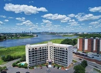 133 Commander Shea Blvd Unit 215, Quincy, MA 02171
