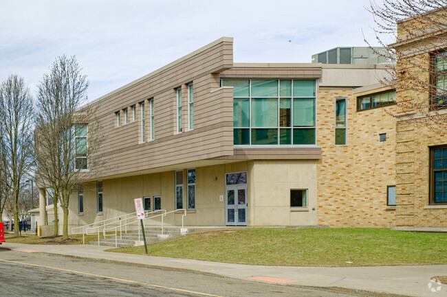 Parley Coburn Elementary School in Elmira NY employs 26 full time teachers to support its academic programs.