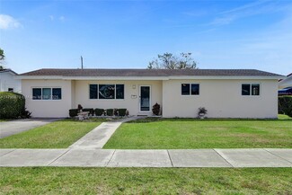 5811 SW 95th Ct, Miami, FL 33173