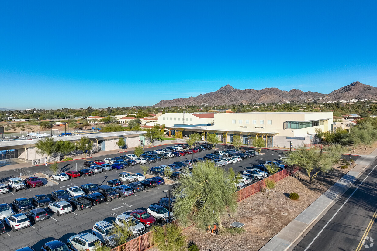 Phoenix Country Day School, Paradise Valley AZ Rankings & Reviews -  Homes.com