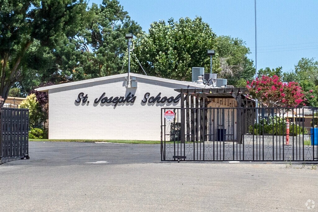 The entrance to St. Joseph School in Firebaugh.