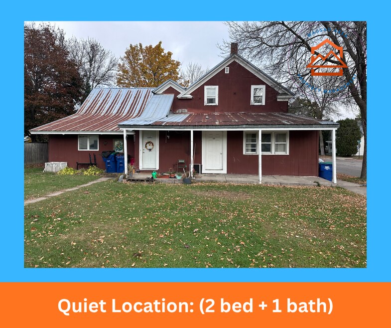 629 Park Ave unit Lower, Wausau, WI 54403 - photo 1
