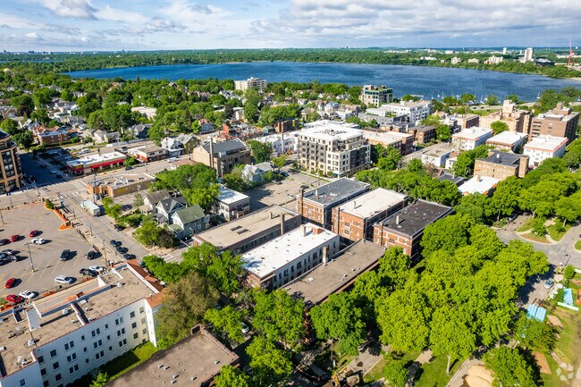 2876 Humboldt Ave S, Minneapolis, MN 55408 - photo 3