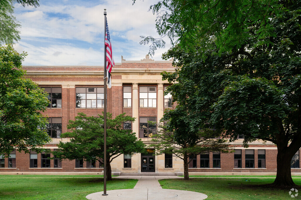Lancaster Middle School is located in a former High School building.