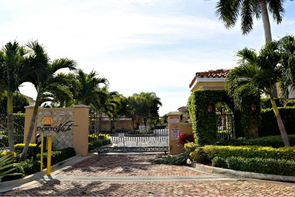 1510 SW 50th St unit 101, Cape Coral, FL 33914 - photo 2