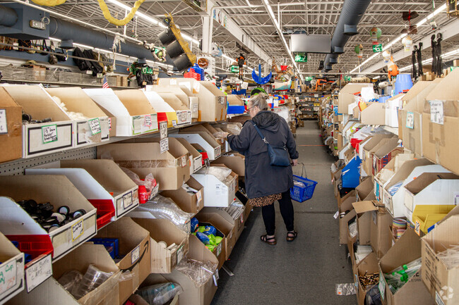 Ax-Man Surplus is a favorite shopping destination for Benjamin Briardale residents and the surrounding communities.
