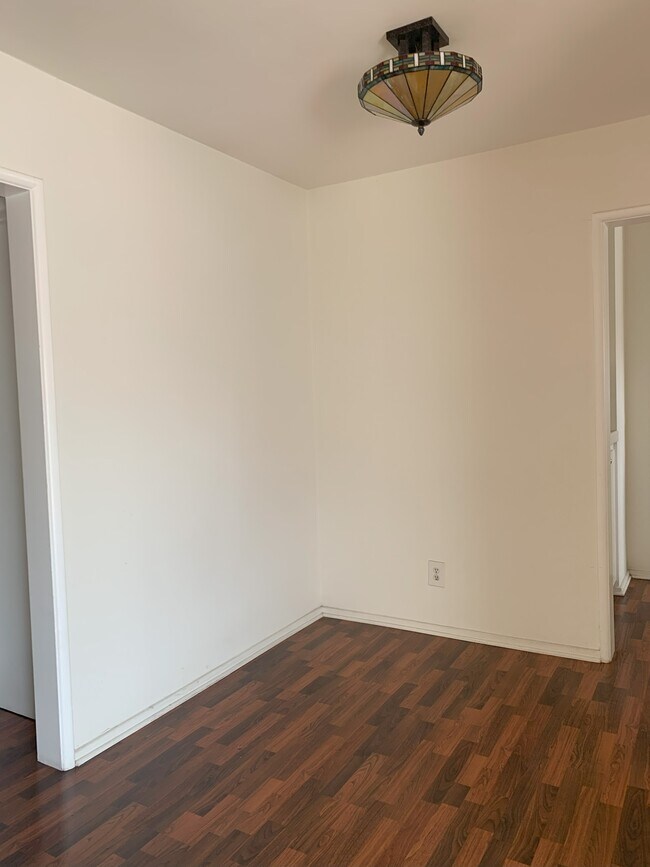 1055 S Holt Ave unit 3, Los Angeles, CA 90035 - photo 5