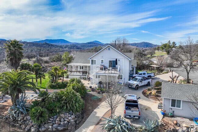 It's common to find homes high in the hills in Clearlake.