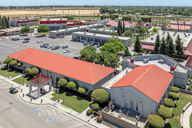 The campus of Gateway High School in Chowchilla.