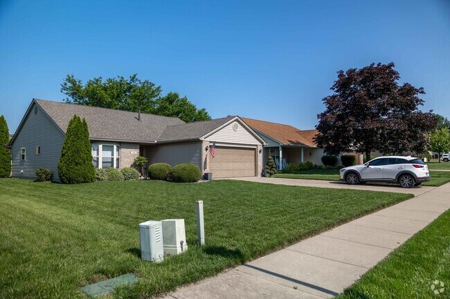 New traditional dwellings are very common throughout Sawyer's Mill.