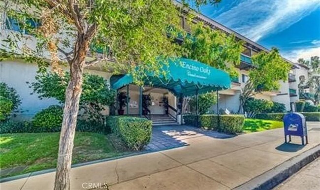 5460 White Oak Ave unit J206, Encino, CA 91316 - photo 5