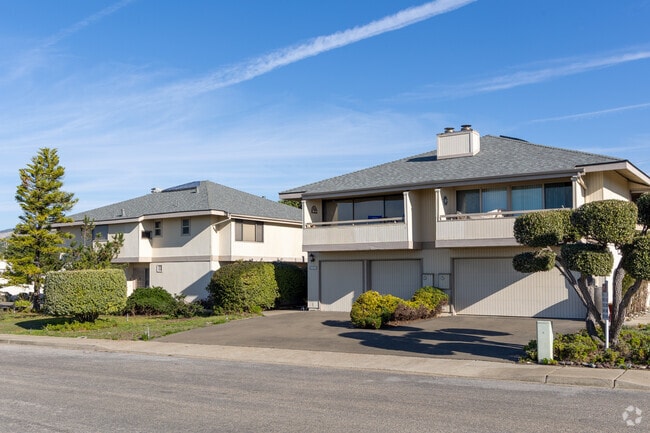 The majority of homes in San Simeon are typically condos.