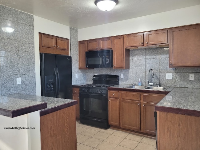 1213 Wilroy Rd, Bellevue, NE 68005 - photo 3