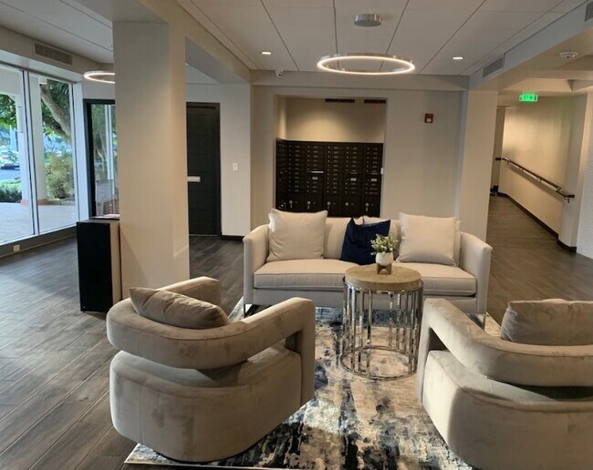 1 Bluebill Ave unit 604, Naples, FL 34108 - photo 3