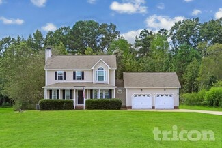 4 Stratus Ln, Clayton, NC 27520