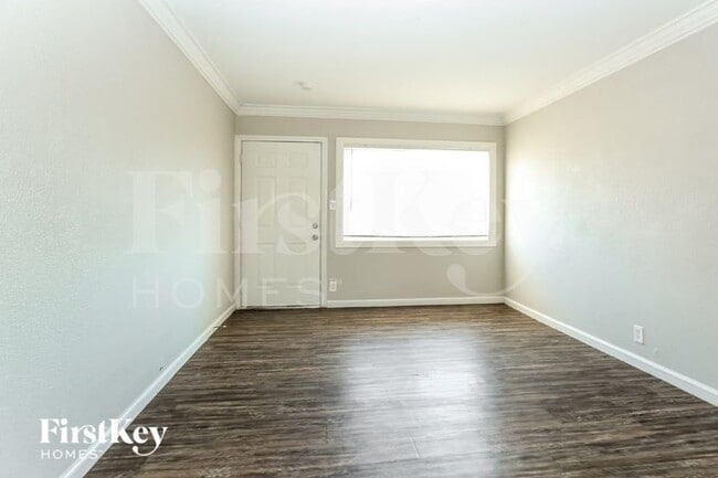 1904 Carver Ave, North Las Vegas, NV 89032 - photo 5