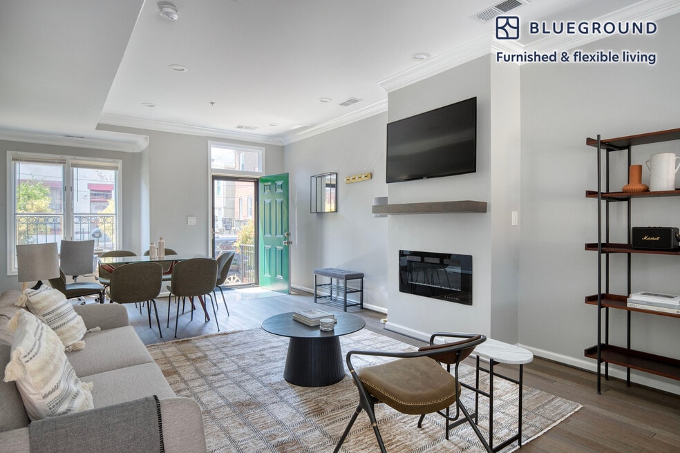527 U St NW unit FL1-ID689, Washington, DC 20001 - photo 1
