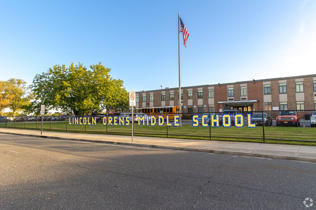 The Lincoln Orens Middle School is a Public Elementary & Middle School in Island Park, NY.