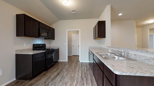 1294 Maple St, Haskell, AR 72015 - photo 4