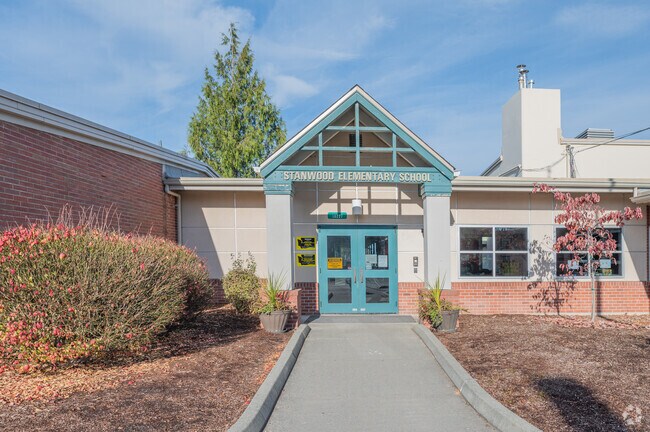 Students in Kayak attend Stanwood Elementary School.