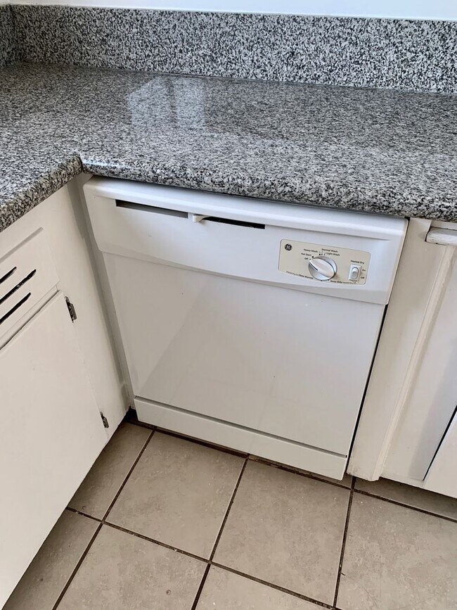 8871 18th St, Los Angeles, CA 90035 - photo 7