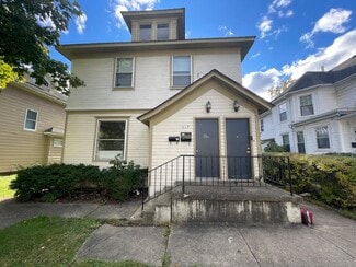 617 Portage Ave, South Bend, IN 46616