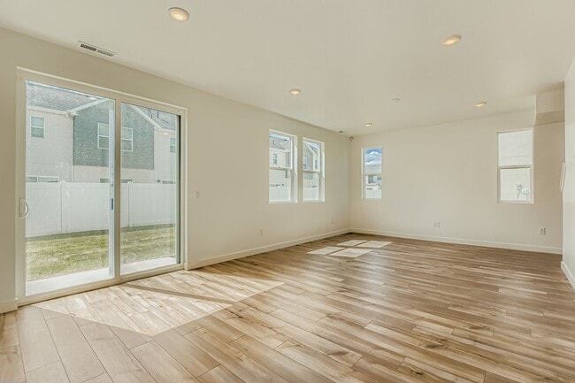 1685 N 800 W, Salem, UT 84653 - photo 2