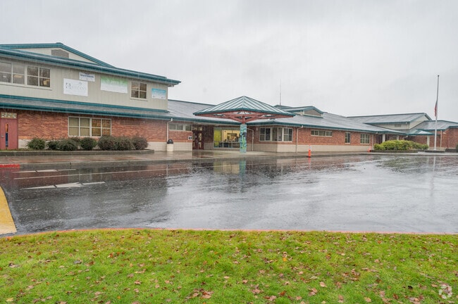 Lakeridge Elementary School.