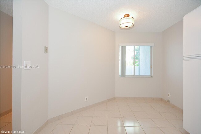 6215 Old Court Rd, Boca Raton, FL 33433 - photo 5