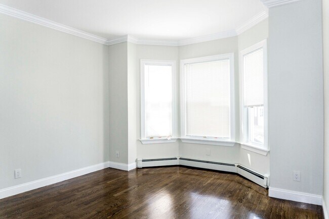 101 Chelsea St unit 1, Boston, MA 02128 - photo 5
