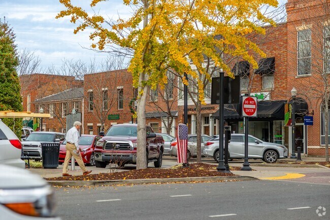 Locals in Gallatin can walk the safe town square and enjoy the quietness of the historical city.