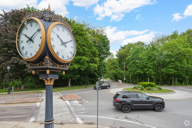 Norfolk commuters enjoy easy access to Boston via Route 1 and I-95, making travel to the city fast and convenient.