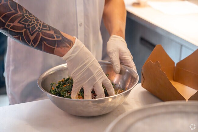 Pizzeria Lola is located on Xerxes Ave.