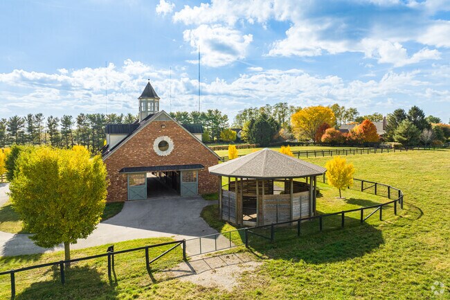 Yarnallton is a clean, quaint neighborhood just outside of Georgetown, KY.